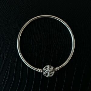 Pandora Snowflake Charm Bracelet ❄️
